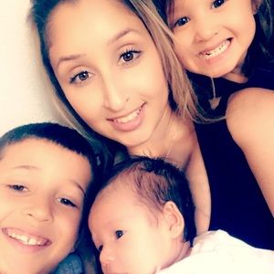 Meet your Posher, Liliana